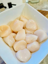 Load image into Gallery viewer, Scallops Sea, Cape May, Dry, Fresh $24.99/lb

