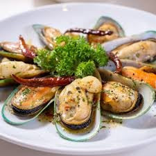 Mussels, Greenlip 1/2 shell, New Zealand $7.99/lb